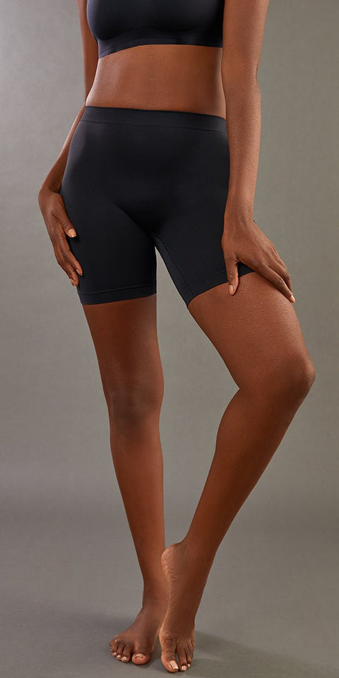 Le Mystere Seamless Comfort Bike Short - Black - Simone Chérie Fine Lingerie