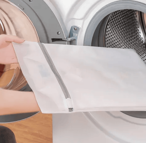 Mesh Lingerie Laundry Bag - For Machine Washing - Simone Chérie Fine Lingerie